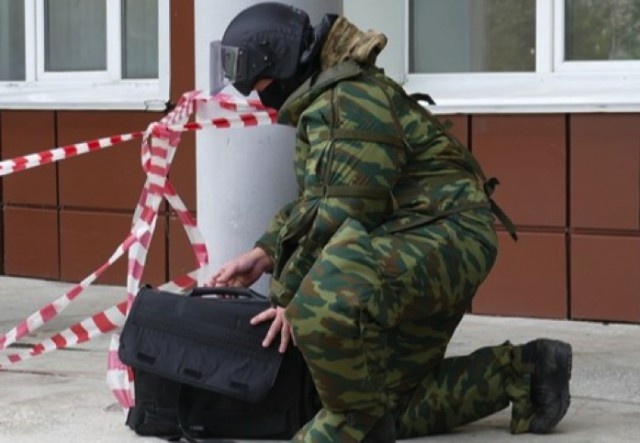Житель Омской области «заминировал» гостиницу из-за шумных соседей 