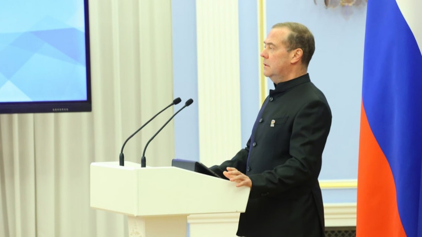 Дмитрий Медведев