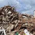 Свалка строительного мусора: аварийный дом, снос, свалка, мусор, строительный мусор