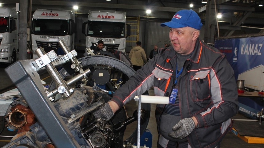 Лучший моторист России работает в компании «Омскдизель»